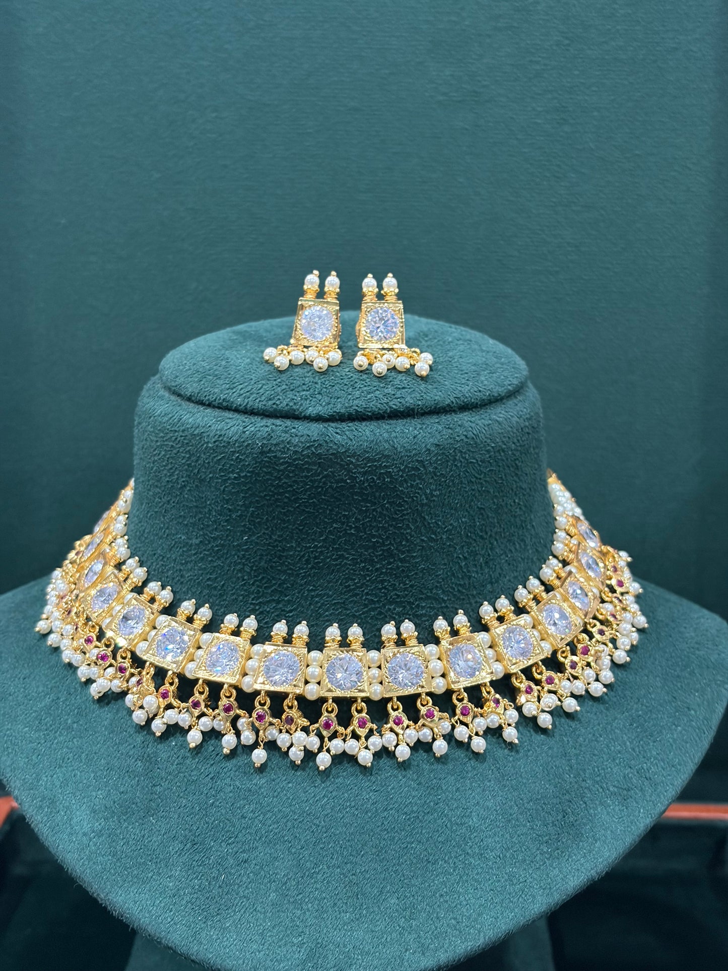 Chandravajra Pearl Choker Set