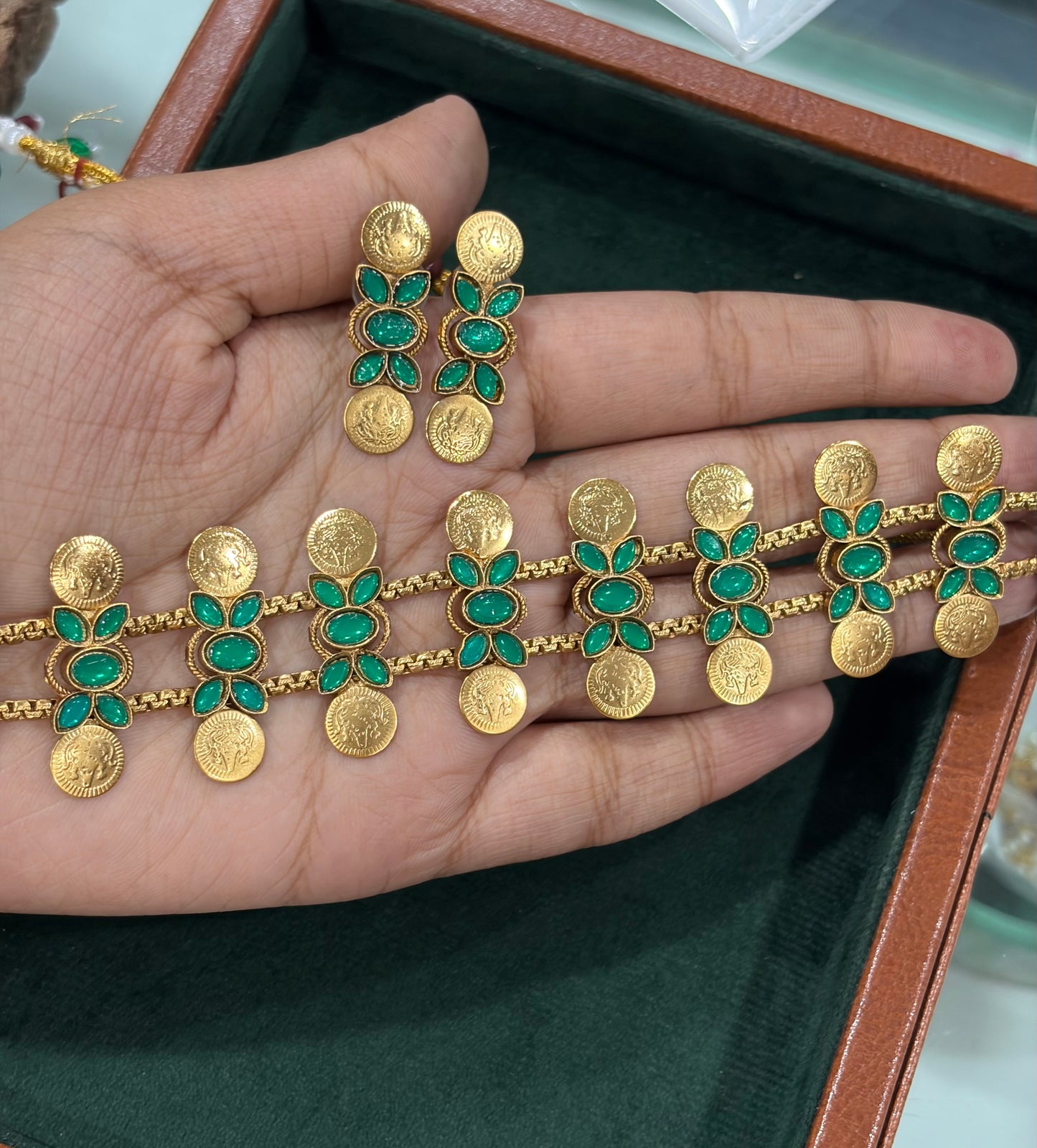 Royal Emerald Coin Choker Set