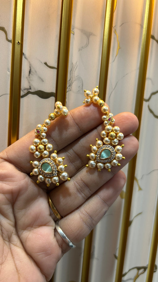 Swaroski Nath Earcuff