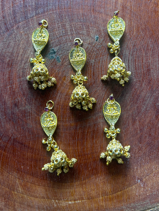 Lakshmi Motif Hair Accessory with Jhumka Drop
