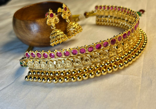 Traditional Kemp Gold Choker Set with Jhumka Earrings
