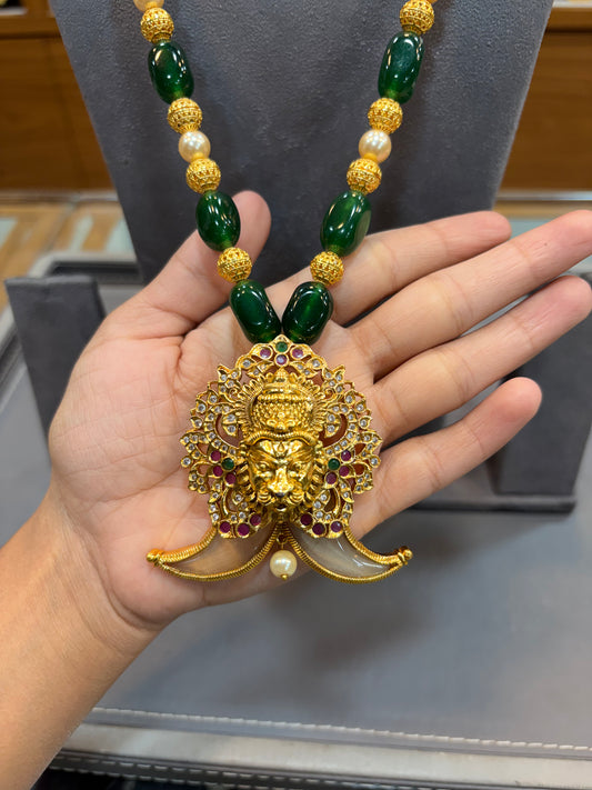 Green Beaded Pearl Temple Necklace